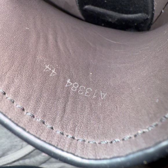 Louis Vuitton Loafers / Belt - Picture 11 of 12